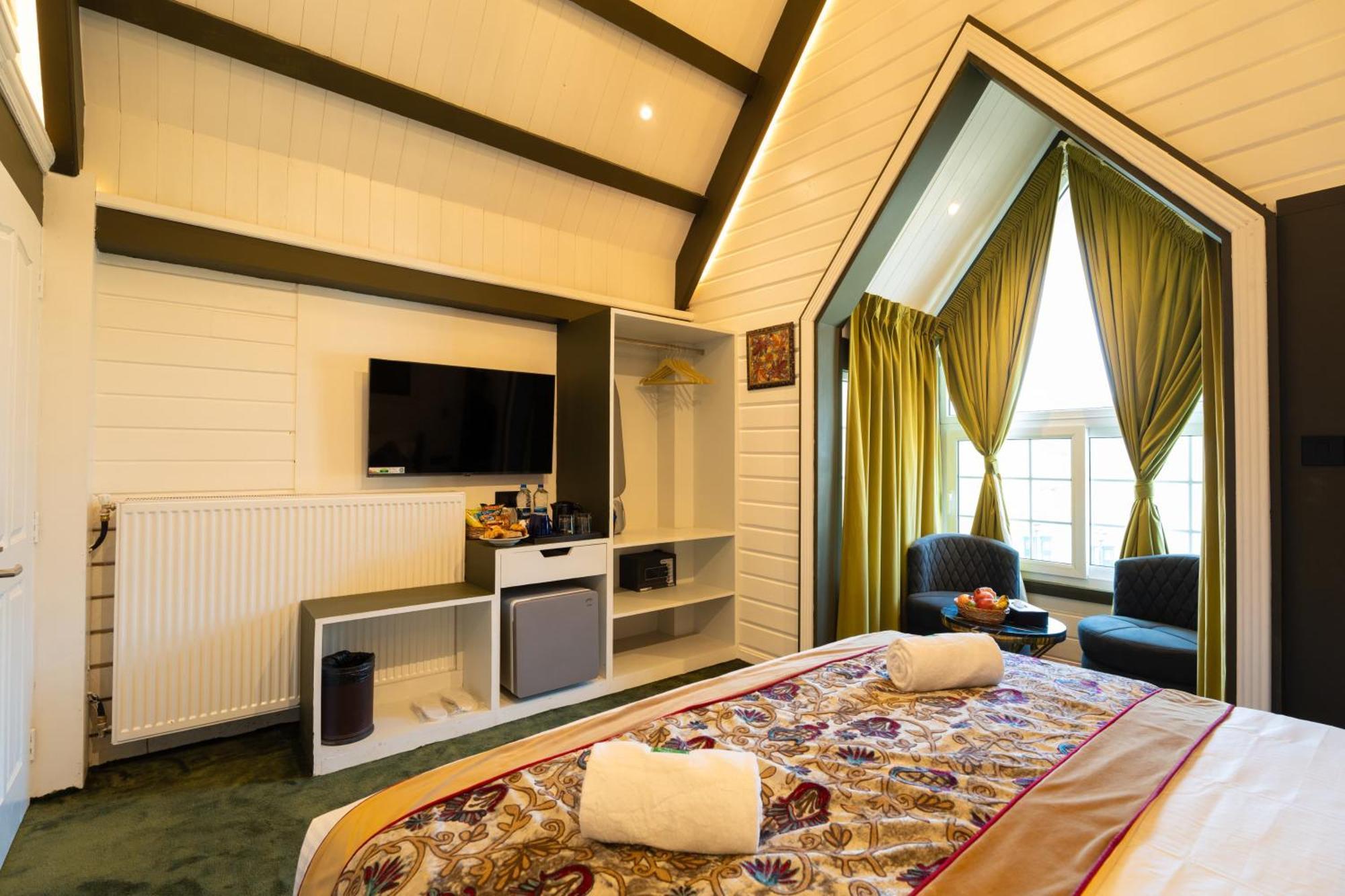 Green Rooms Resort 굴마르그 외부 사진
